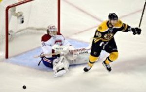 Les Bruins hantent le Canadien en prolongation